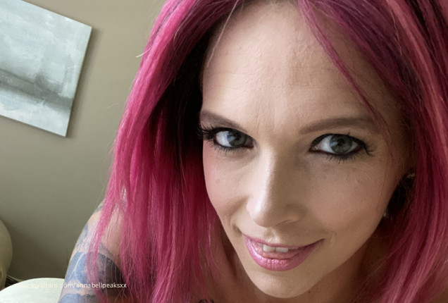 200 followers! Next goal 500! #judgemenot - Anna Bell Peaks Official