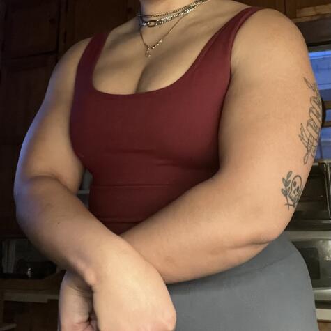 xXMuscleGoddessLunaXx avatar
