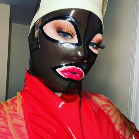 ElleScott avatar