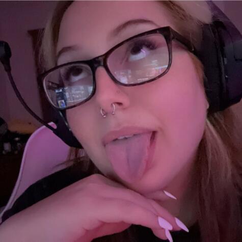 Motherreina avatar
