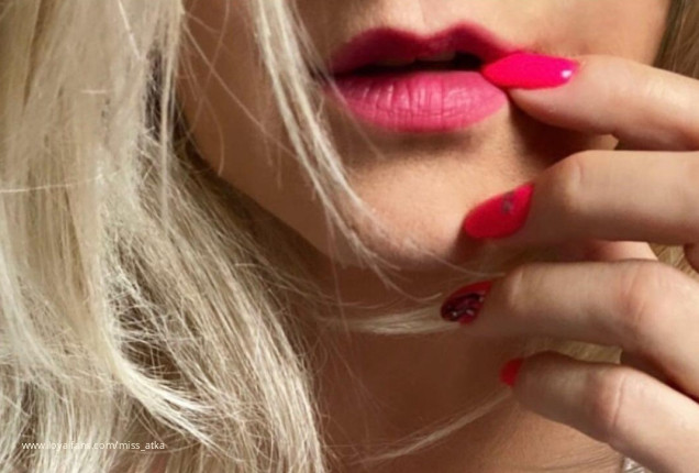 😘 - Lady B in IE Official Profile LoyalFans