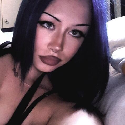 gothicmommy avatar