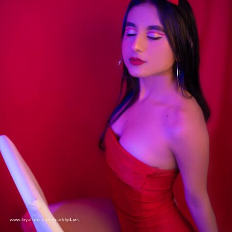 MaddyDavis avatar