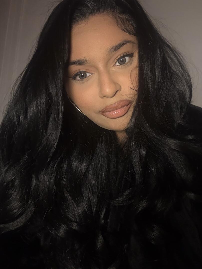 selenasofire's videos and clips | Official account | LoyalFans