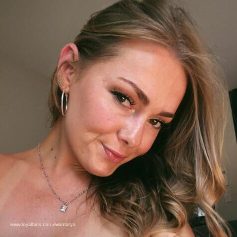 Findom Princess Arya     avatar