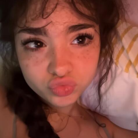 tessiesfindom avatar
