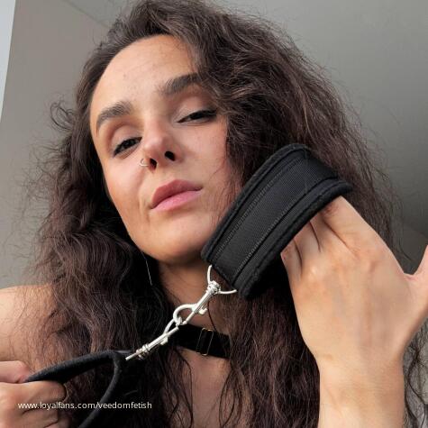 Goddess Vee Fetish Femdom avatar