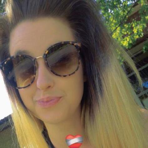 Angel1002 avatar