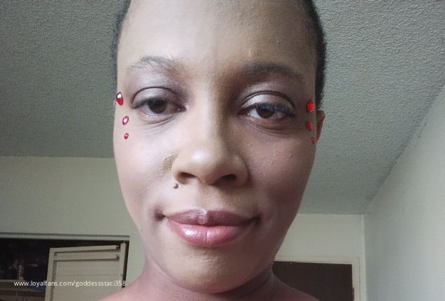 Facesitting my favorite white slave - GoddessStaci358 Official Profile