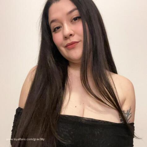 Mistress Lilly Noire's videos and clips | Official account | LoyalFans