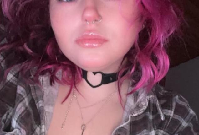 Are you into feet?🦶 - Mia Sophie Official Photos www.Loyalfans