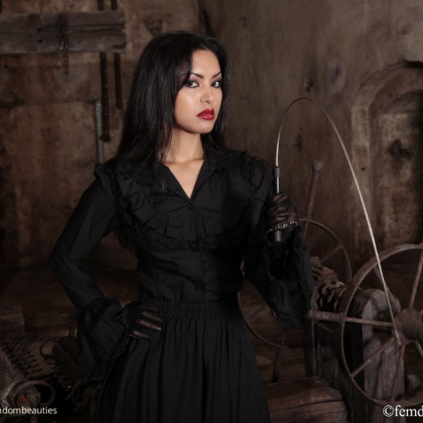 FEMDOMBEAUTIES avatar