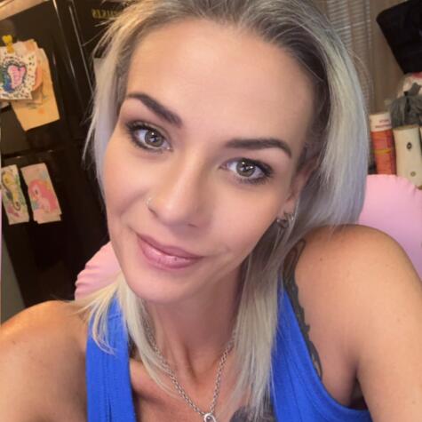 Hollylollyla avatar