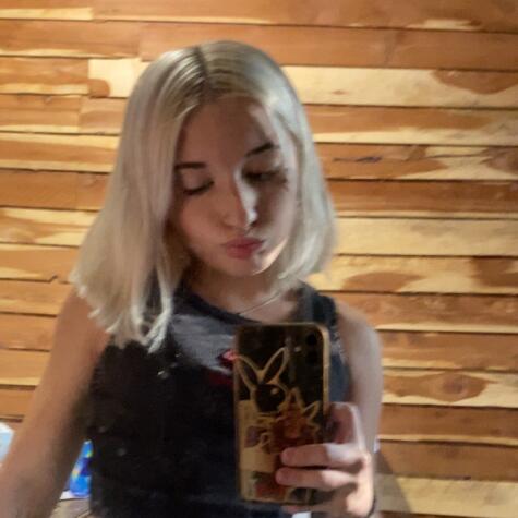 Tinybabyxoxo69 avatar