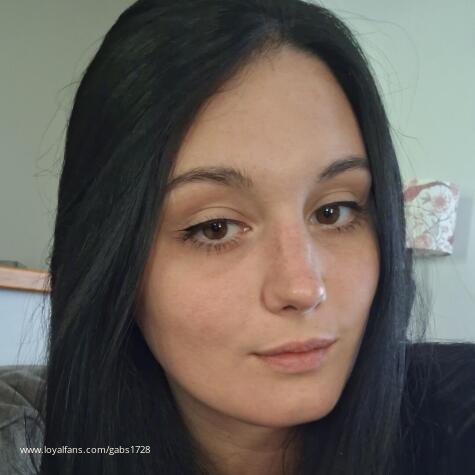 Gabs1728 avatar