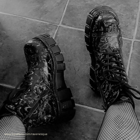 Ravenesque avatar