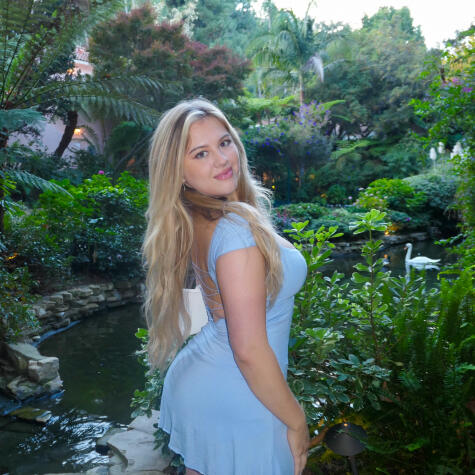 blonde duckling avatar