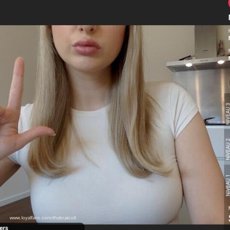 princess mia findom the brat cult avatar