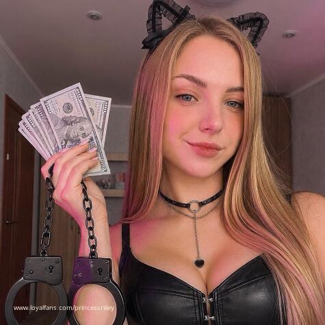 Priincess Riley Findom Femdom avatar