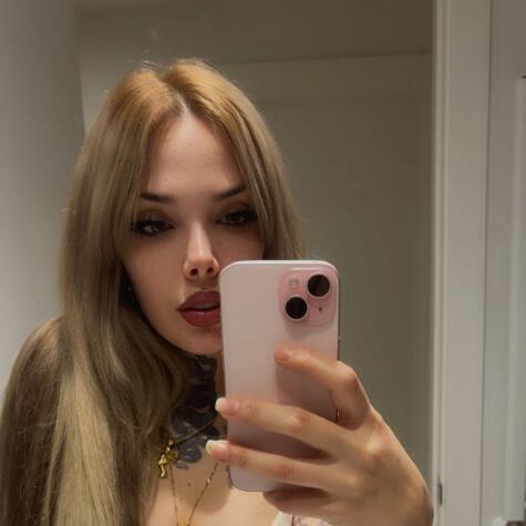 YOUR SPANISH GIRLFRIEND avatar