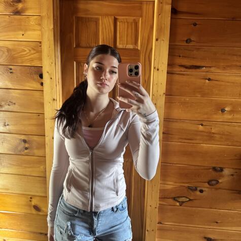 maeluvsmoneyy avatar