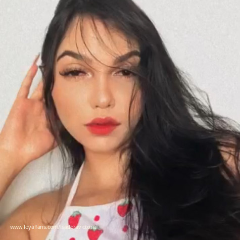 Isadora Victoria avatar
