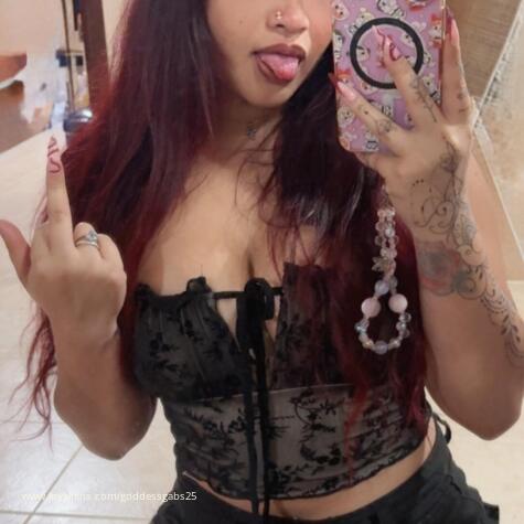 GoddessGabs25 avatar