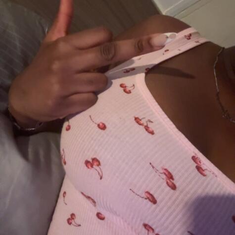 Goddesslara22 avatar