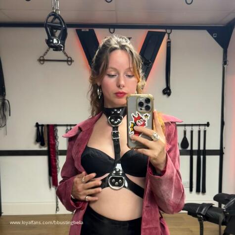 Bbustingbella avatar