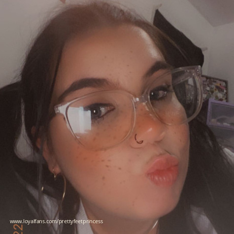 Pretty feet princess avatar