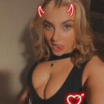 queenycam avatar