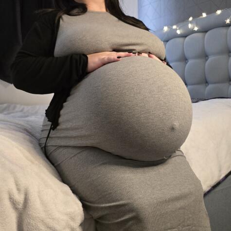 Pregnant Serena avatar