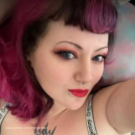 MistressLilly_Q avatar