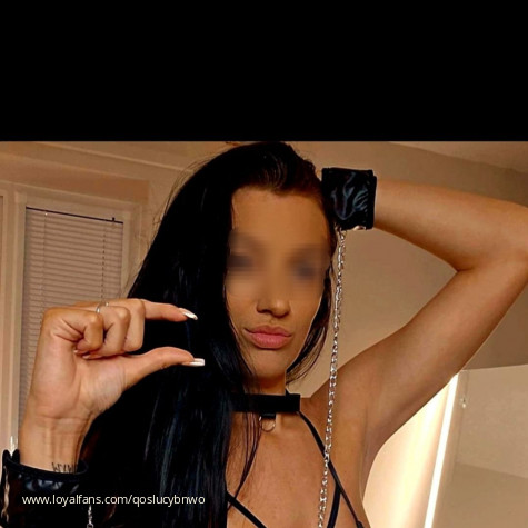 Hotwife Queen Lucy avatar