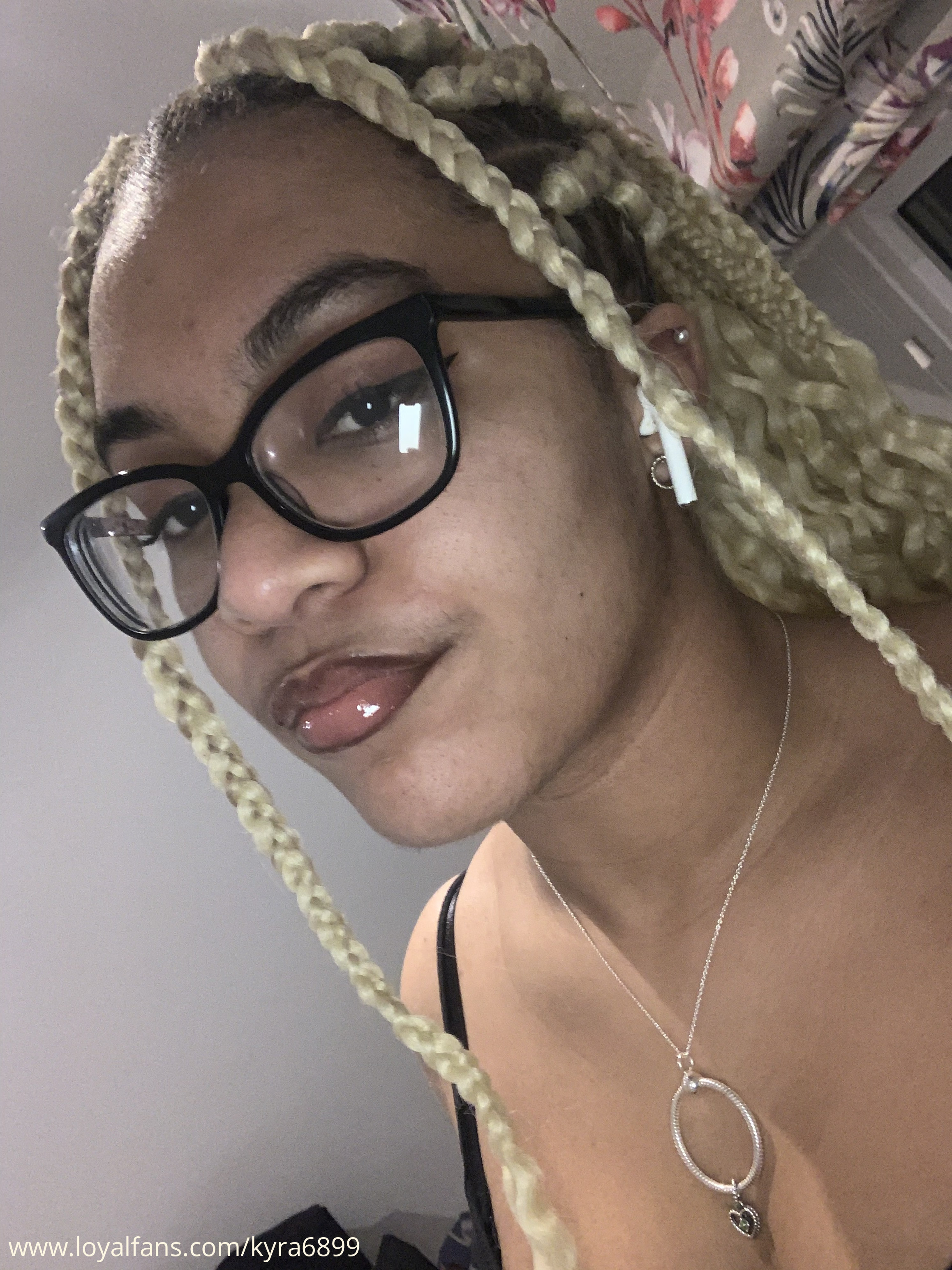 Kyra6899's videos and clips | Official account | LoyalFans