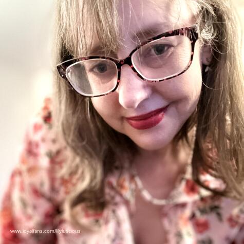 LilyLuscious avatar