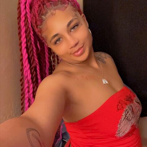 Milly Dior avatar