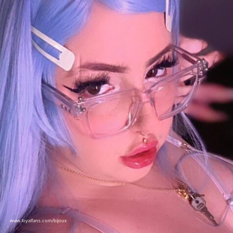 DOMINATRIX BIJOUX avatar