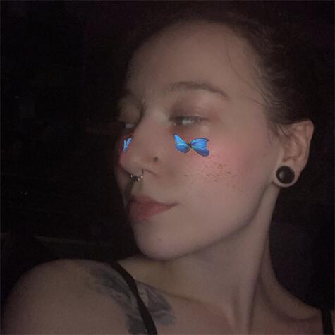 genderfluidmorticia avatar