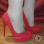 Ruby Rosewood avatar