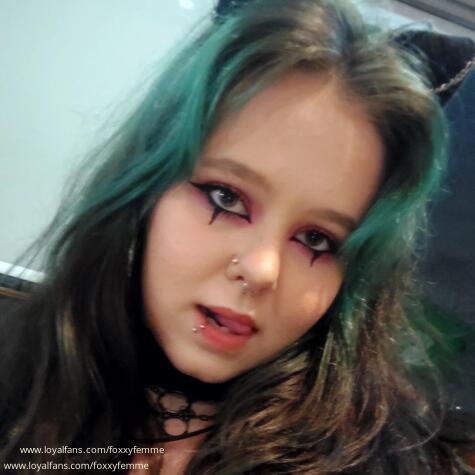 foxxyfemme avatar