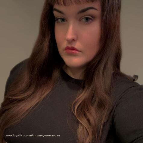 Entitled and sadistic Mommy avatar