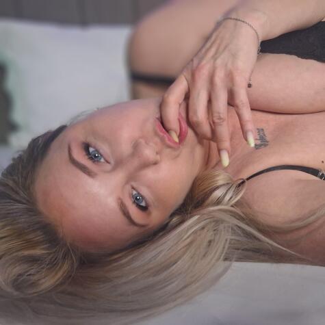 SophieBlues avatar