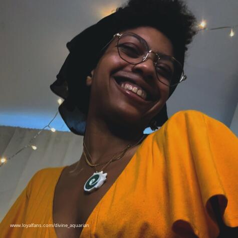 Divine Goddess Aquarian Findom Witch avatar