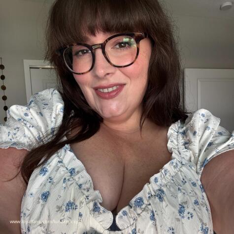 Luna Lewis avatar
