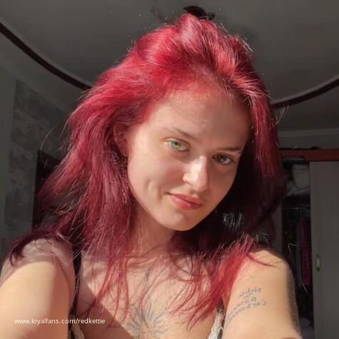 RedKettie avatar