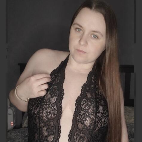Deservethecurves avatar