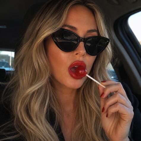 SolelySienna avatar