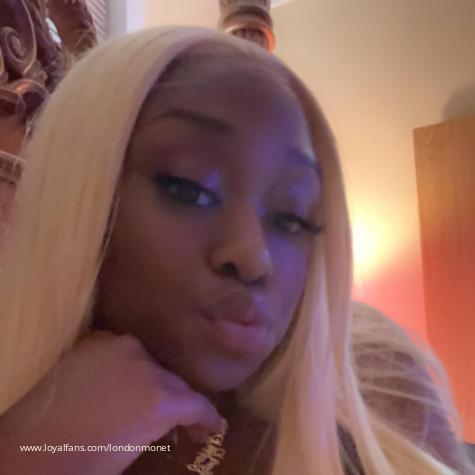 Ebony Siren ’s Official Social Fan Page LoyalFans