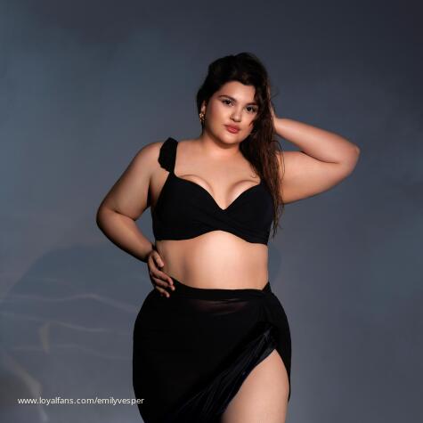 Curvy Goddes Emily avatar